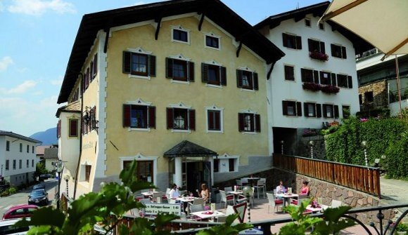 Gasthof Pizzeria Adler (Villanders) Gasthof Pizzeria Adler