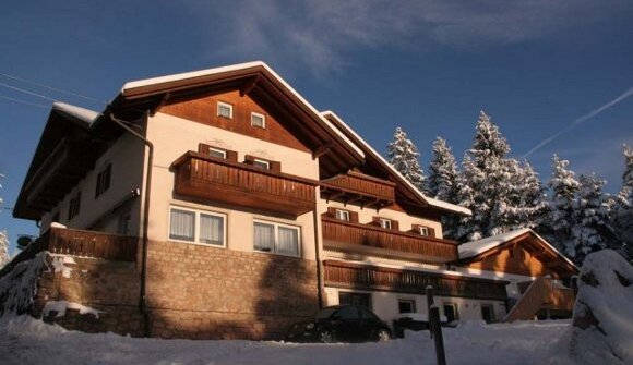 Albergo Saltner Edelweiss (San Genesio Atesino) Albergo Saltner Edelweiss