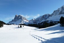 peitlerkofel und schnee landschaft bei enzianhuette